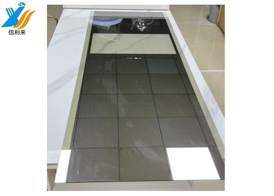 Tela sensível ao toque LED personalizável Espelho inteligente com vários sistemas operacionais Estrutura G + G impermeável para casa inteligente Sala de banho